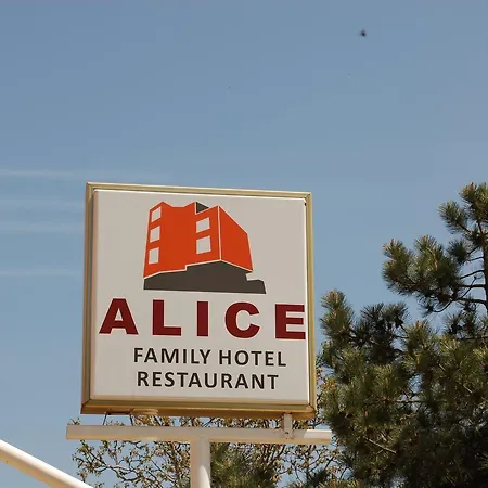 Hotell Alice 3*