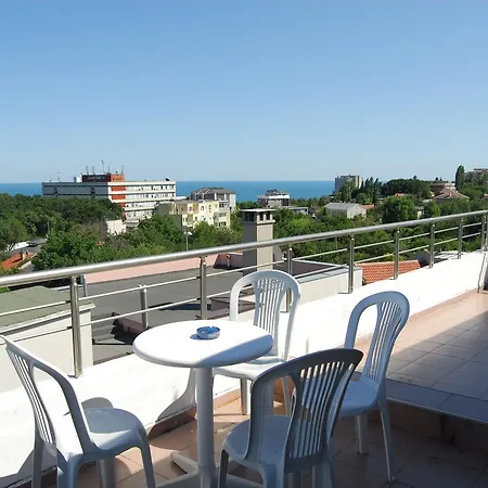 Hotell Alice 3*